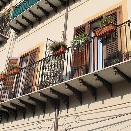 Canceddi Rooms Palermo Bagian luar foto